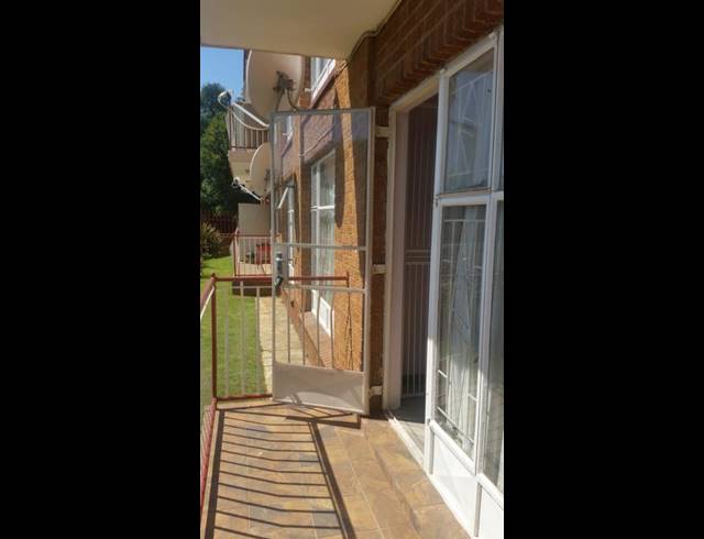 1 BEDROOM APARTMENT FOR SALE IN STRUBENVALE